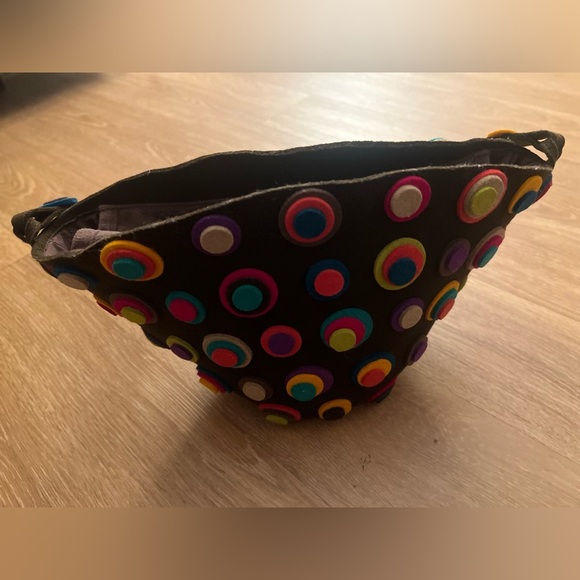 Handmade Peruvian Colorful Polka Dot Handbag made with sheep’s wool felt - Picture 4 of 8